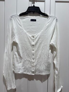 GAP White Button-Front Scoop Neck Long Sleeve Top